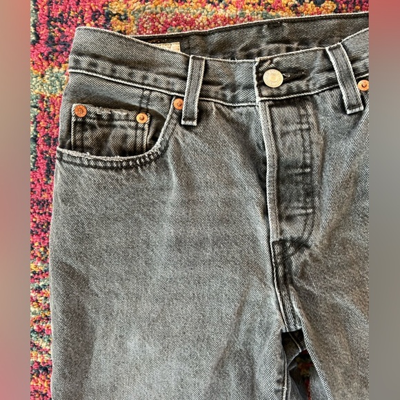 Levi's | Women’s grey Premium 501 button-fly straight leg jeans, size 24x30 - Picture 7 of 14